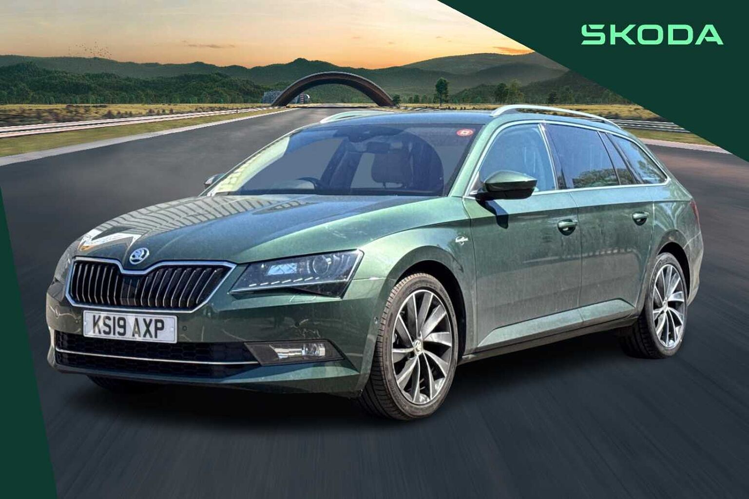 SKODA Superb 2.0 TDI Laurin & Klement Estate 5dr Diesel DSG Euro 6 (s/s) (190 ps)