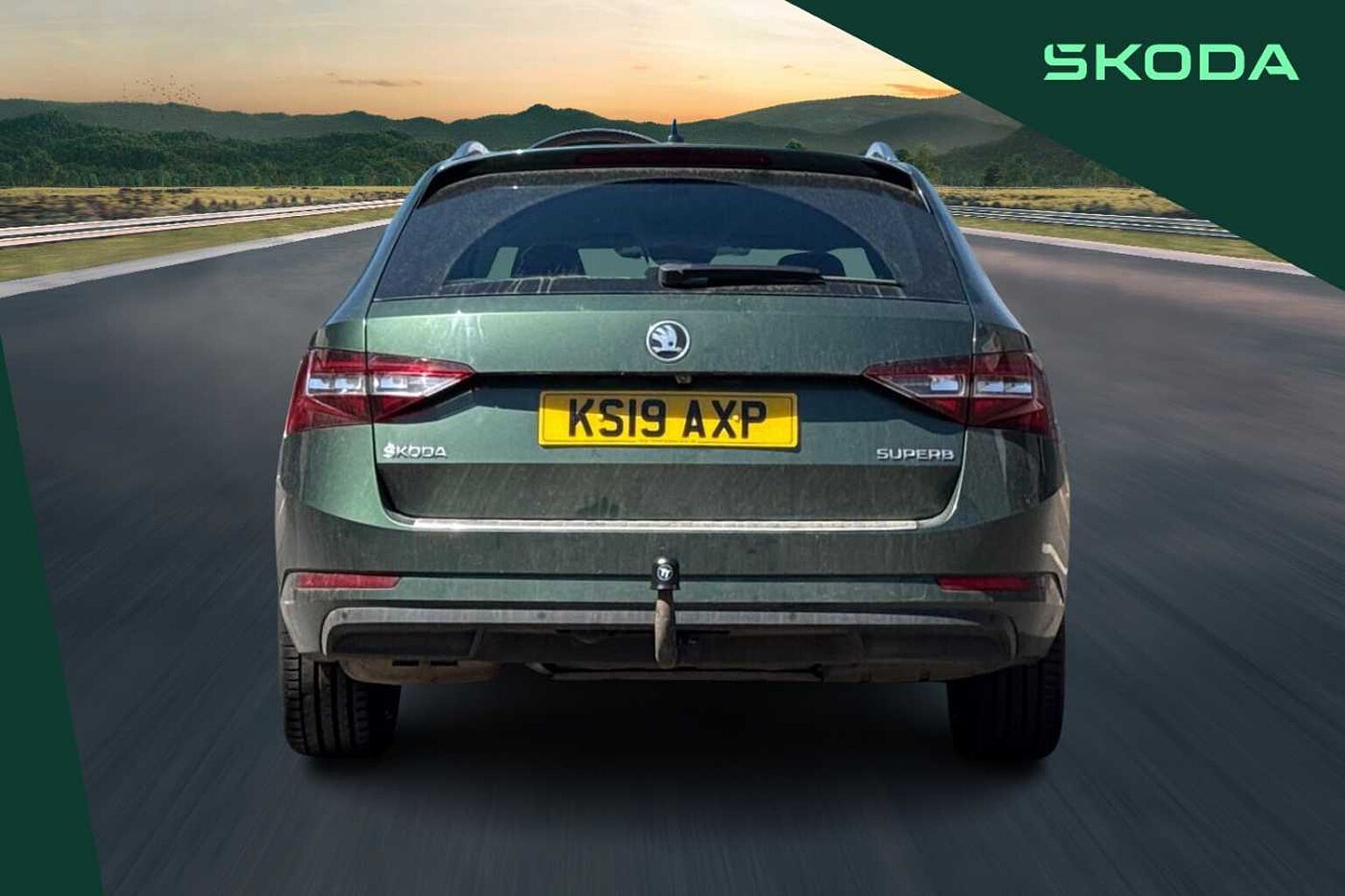 SKODA Superb 2.0 TDI Laurin & Klement Estate 5dr Diesel DSG Euro 6 (s/s) (190 ps)