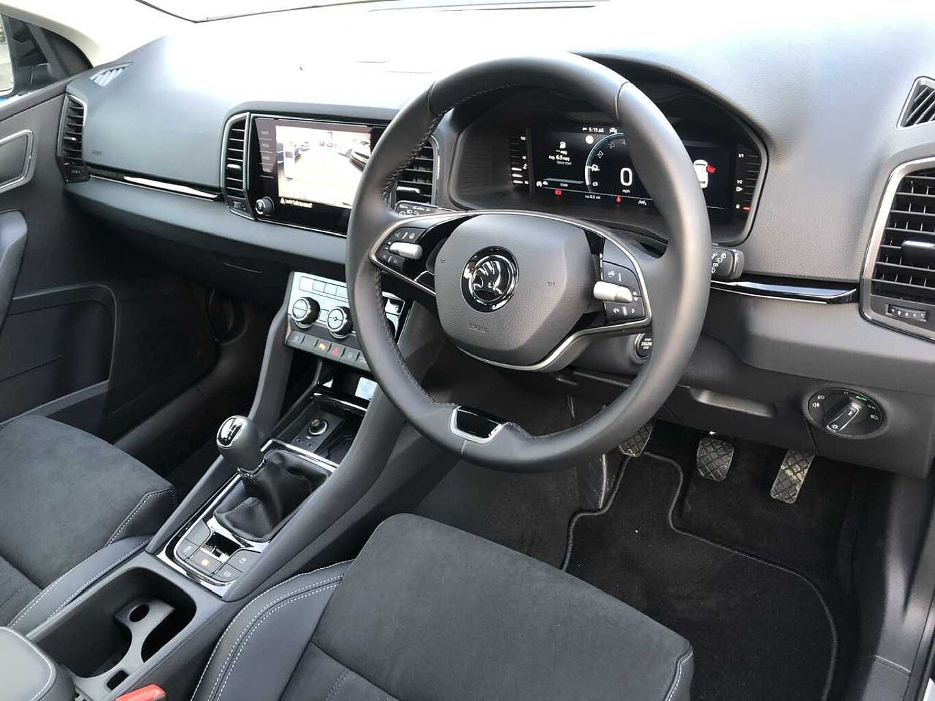 SKODA Karoq SUV 1.0 TSI (116ps) SE L
