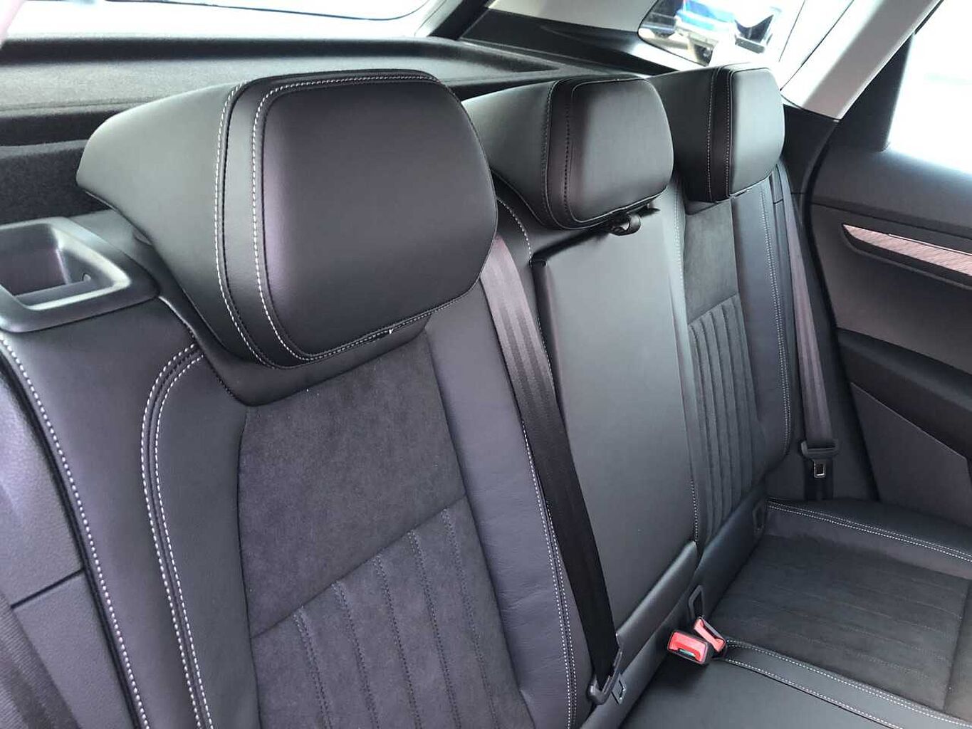 SKODA Karoq SUV 1.0 TSI (116ps) SE L