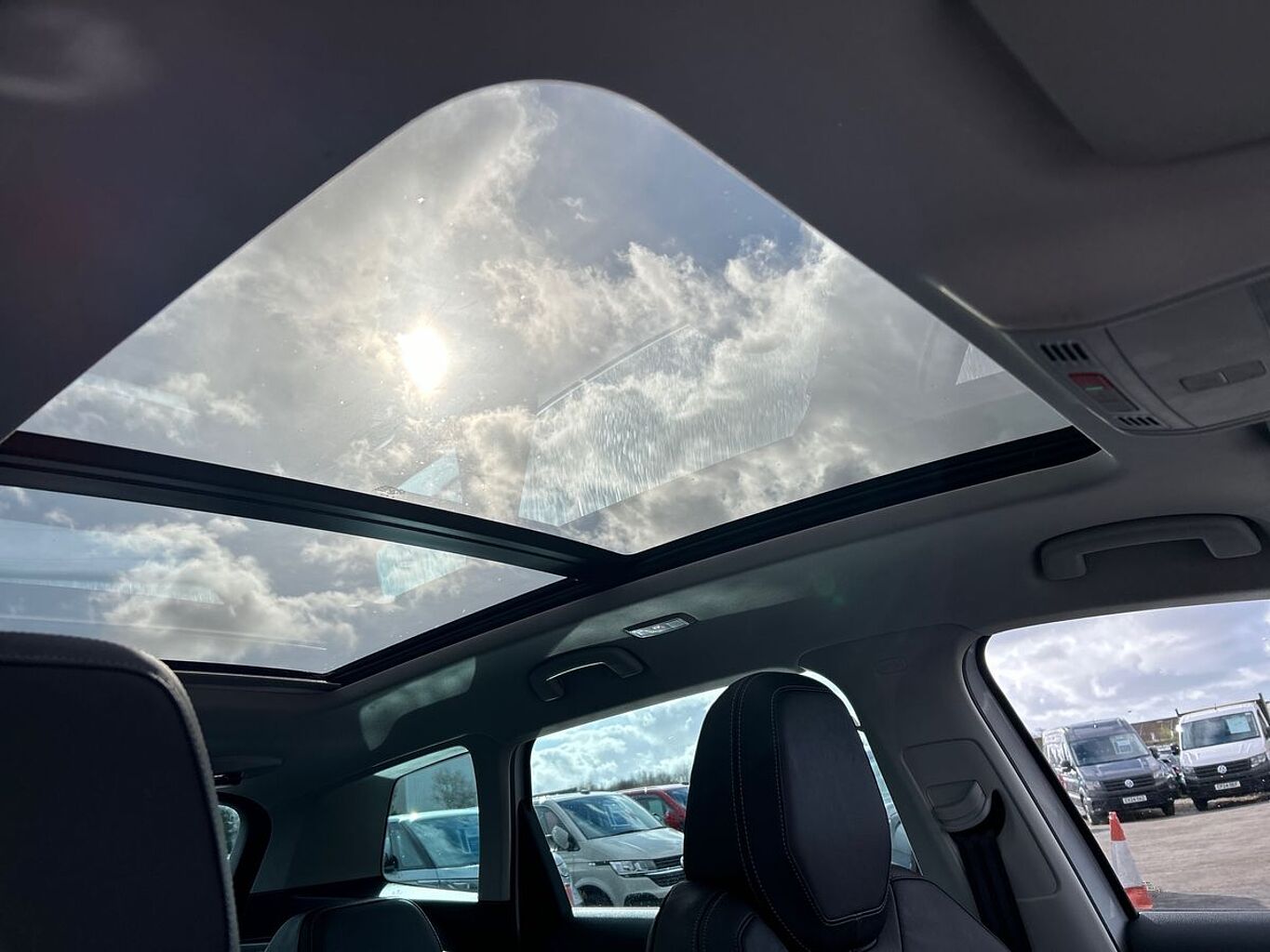 SKODA Karoq SUV 1.5 TSI (150ps) Edition ACT DSG