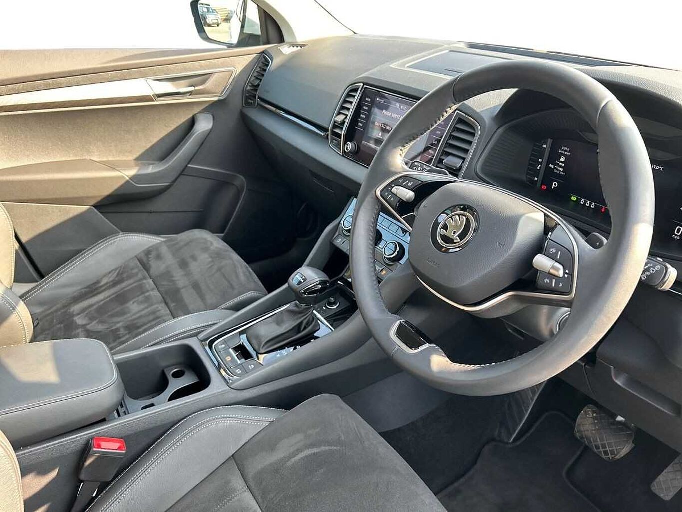 SKODA Karoq SUV 1.5 TSI (150ps) SE L ACT DSG