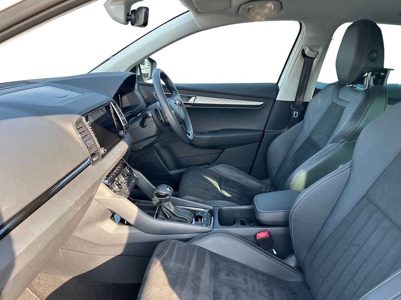 SKODA Karoq SUV 1.5 TSI (150ps) SE L ACT DSG