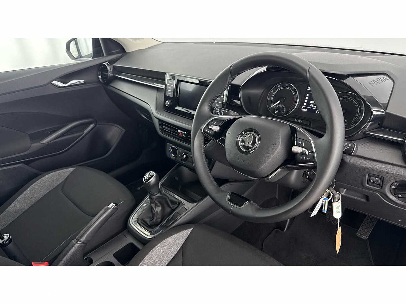 SKODA Fabia 1.0 MPI (80ps) SE Comfort 5-Dr Hatchback