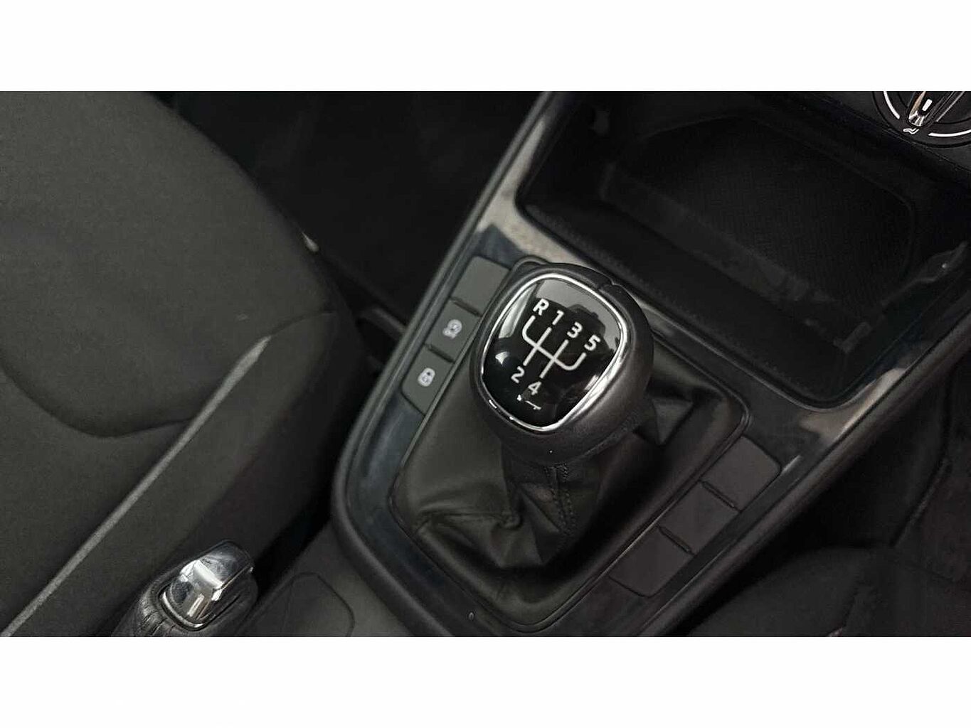 SKODA Fabia 1.0 MPI (80ps) SE Comfort 5-Dr Hatchback
