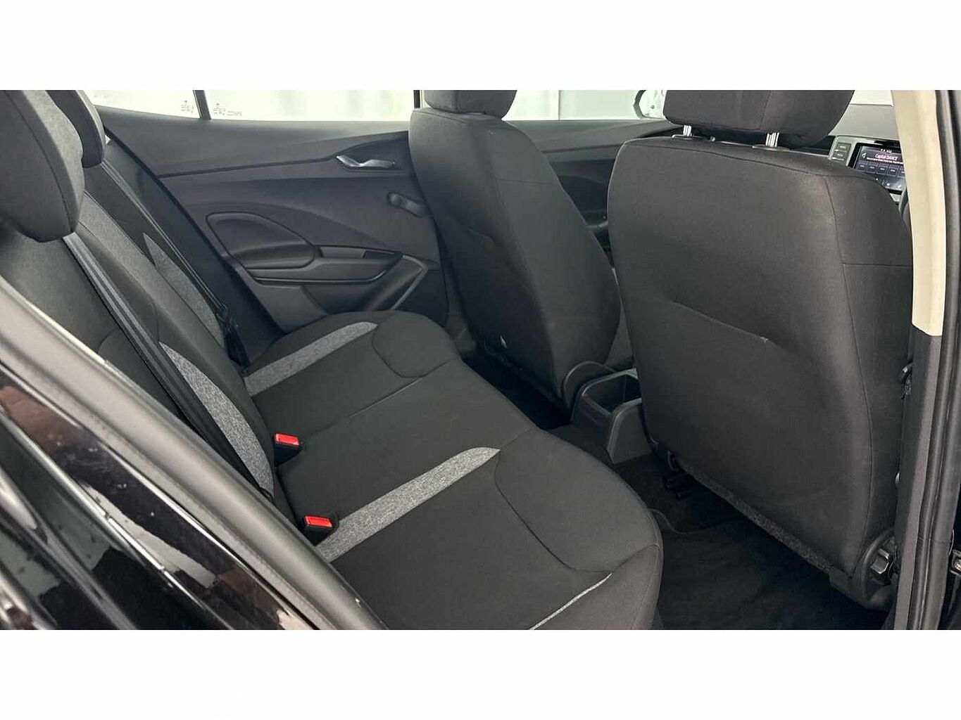 SKODA Fabia 1.0 MPI (80ps) SE Comfort 5-Dr Hatchback