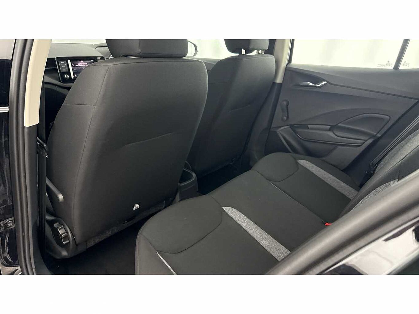 SKODA Fabia 1.0 MPI (80ps) SE Comfort 5-Dr Hatchback