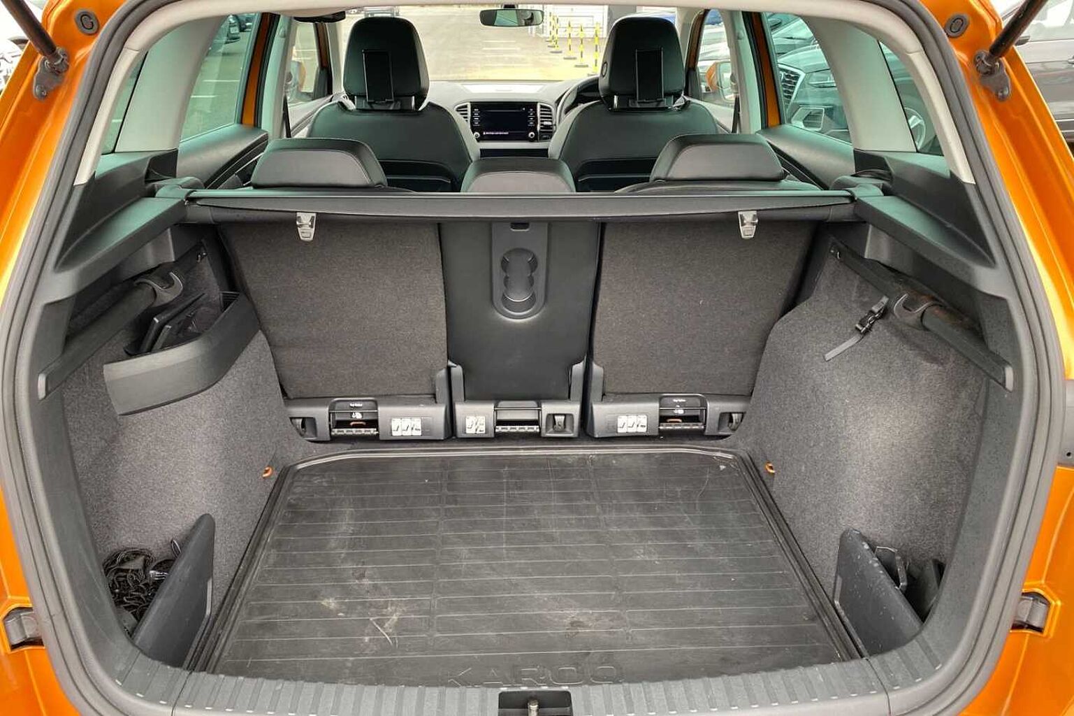 SKODA KAROQ Estate SE L