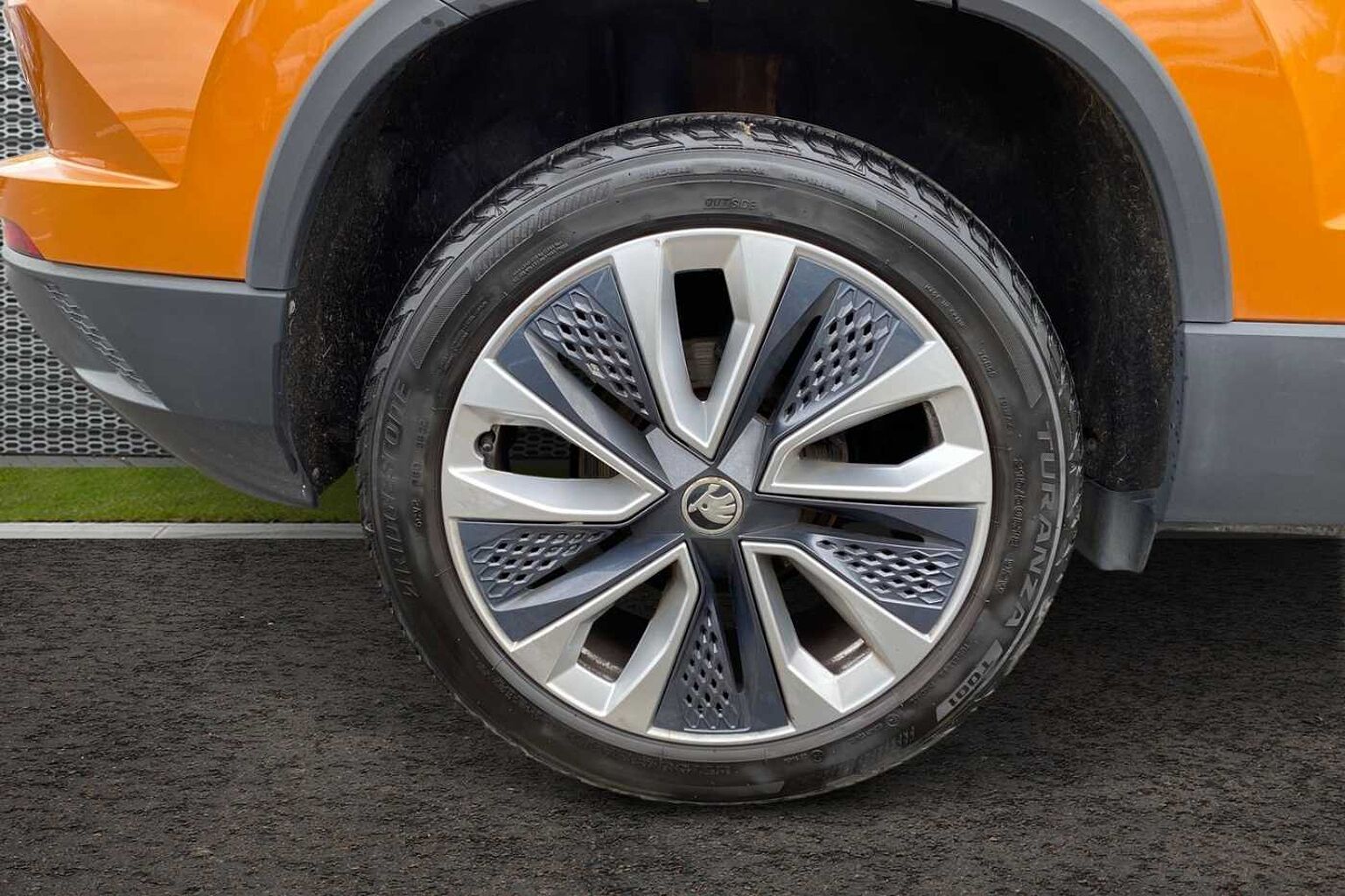 SKODA KAROQ Estate SE L