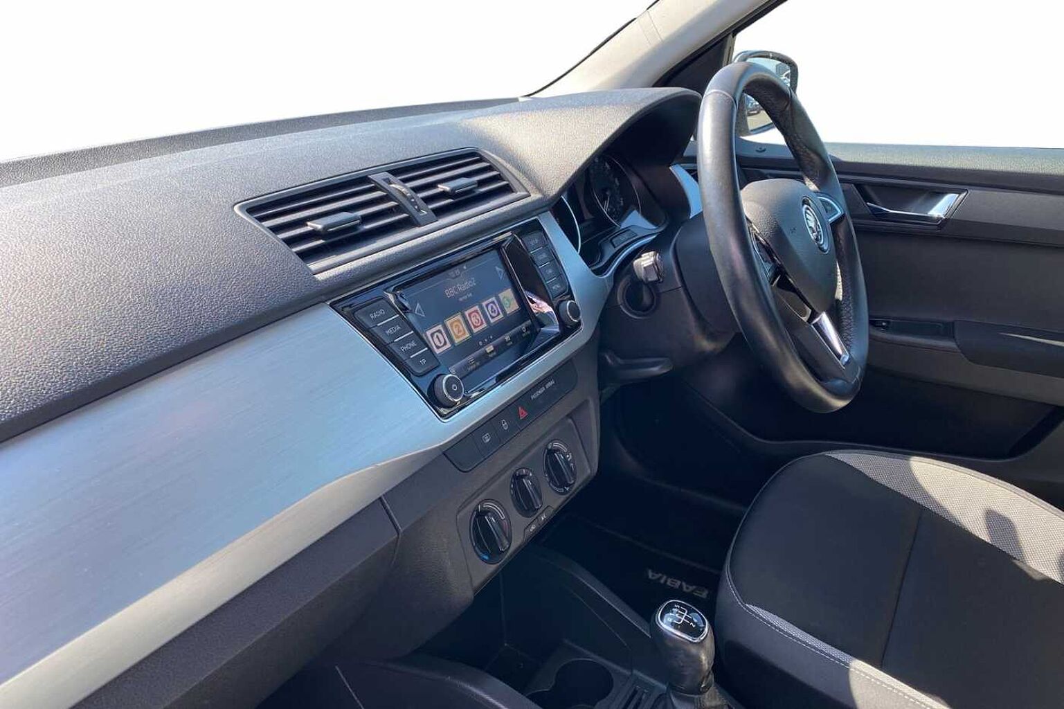 SKODA Fabia 1.0 TSI SE (95PS) S/S 5-Dr Estate