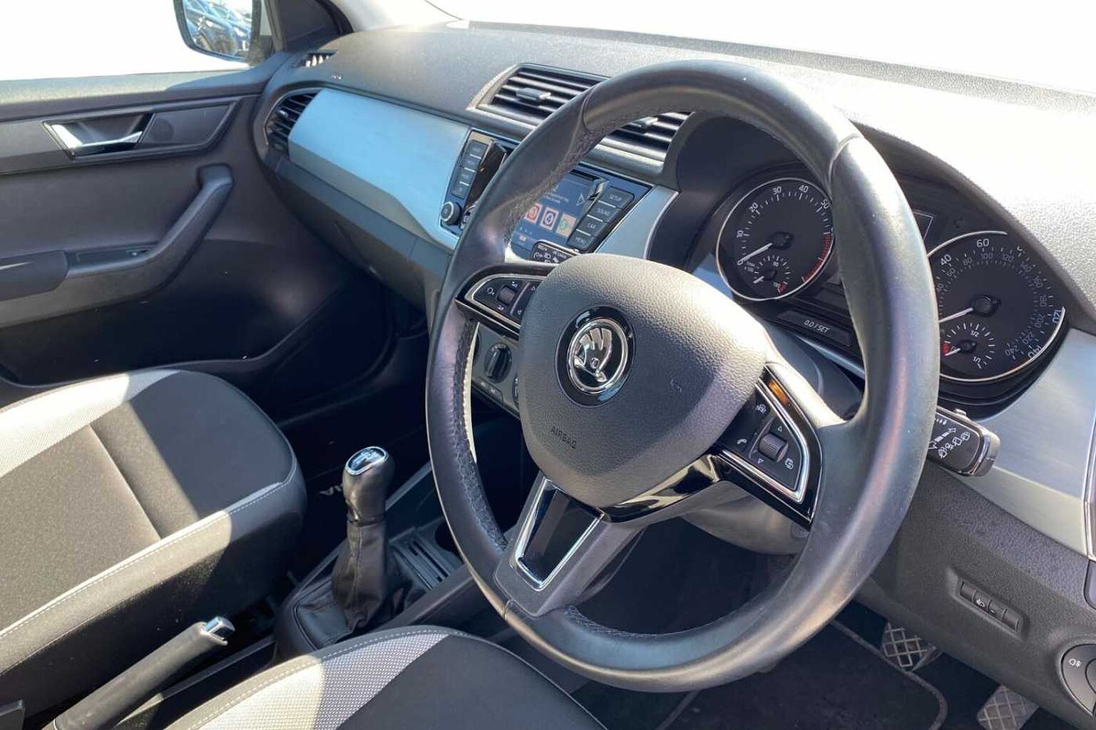SKODA Fabia 1.0 TSI SE (95PS) S/S 5-Dr Estate