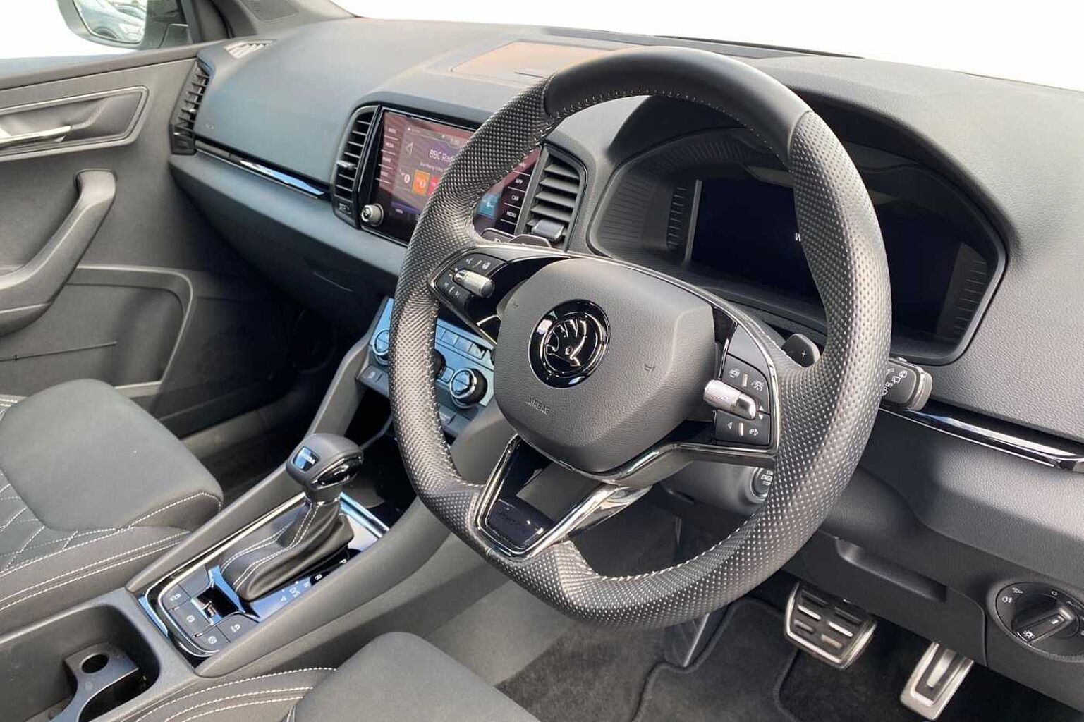 SKODA KAROQ Estate Sportline