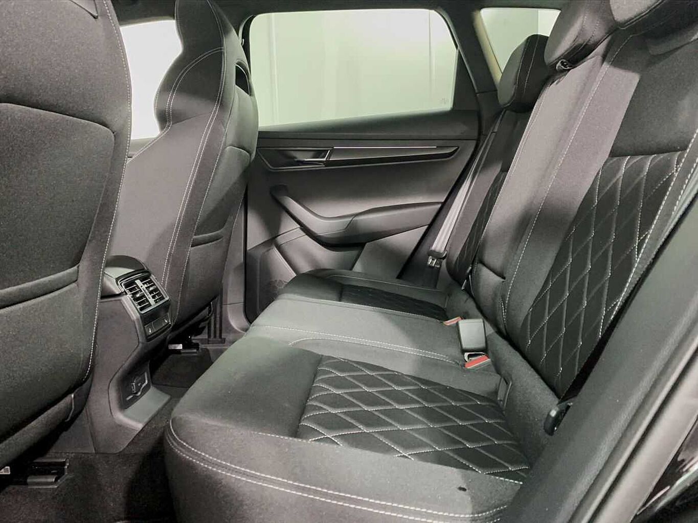 SKODA Karoq SUV 1.5 TSI (150ps) SportLine ACT DSG