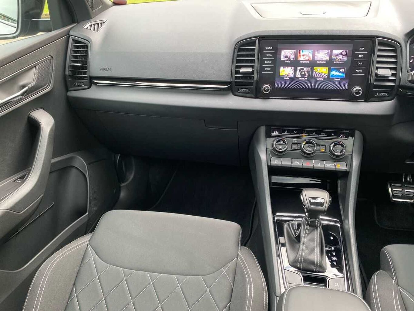 SKODA Karoq SUV 1.5 TSI (150ps) SportLine ACT DSG