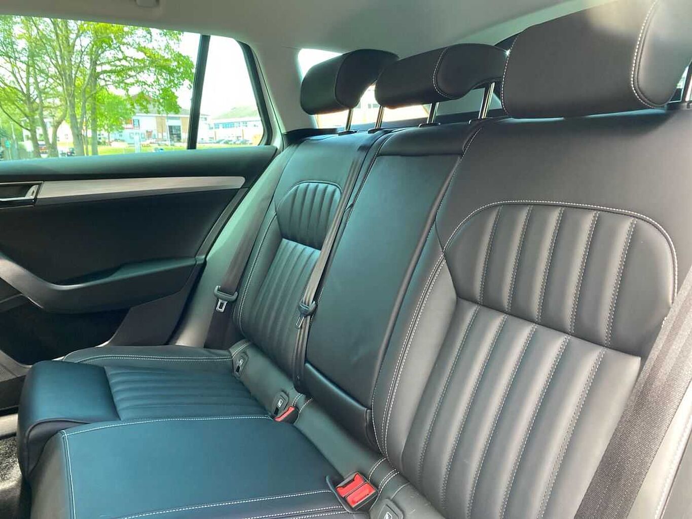 SKODA Superb 2.0 TDI Cr SE Technology 5Dr DSG