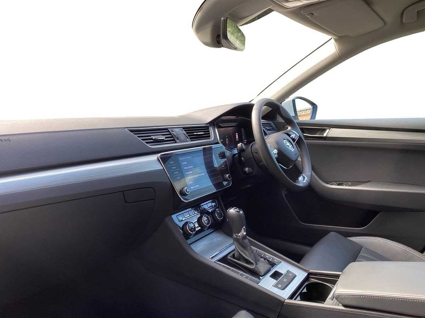 SKODA Superb 2.0 TDI Cr SE Technology 5Dr DSG