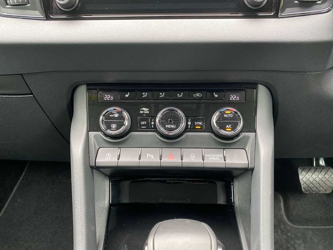 SKODA Karoq 1.5 TSI SE L 5Dr DSG