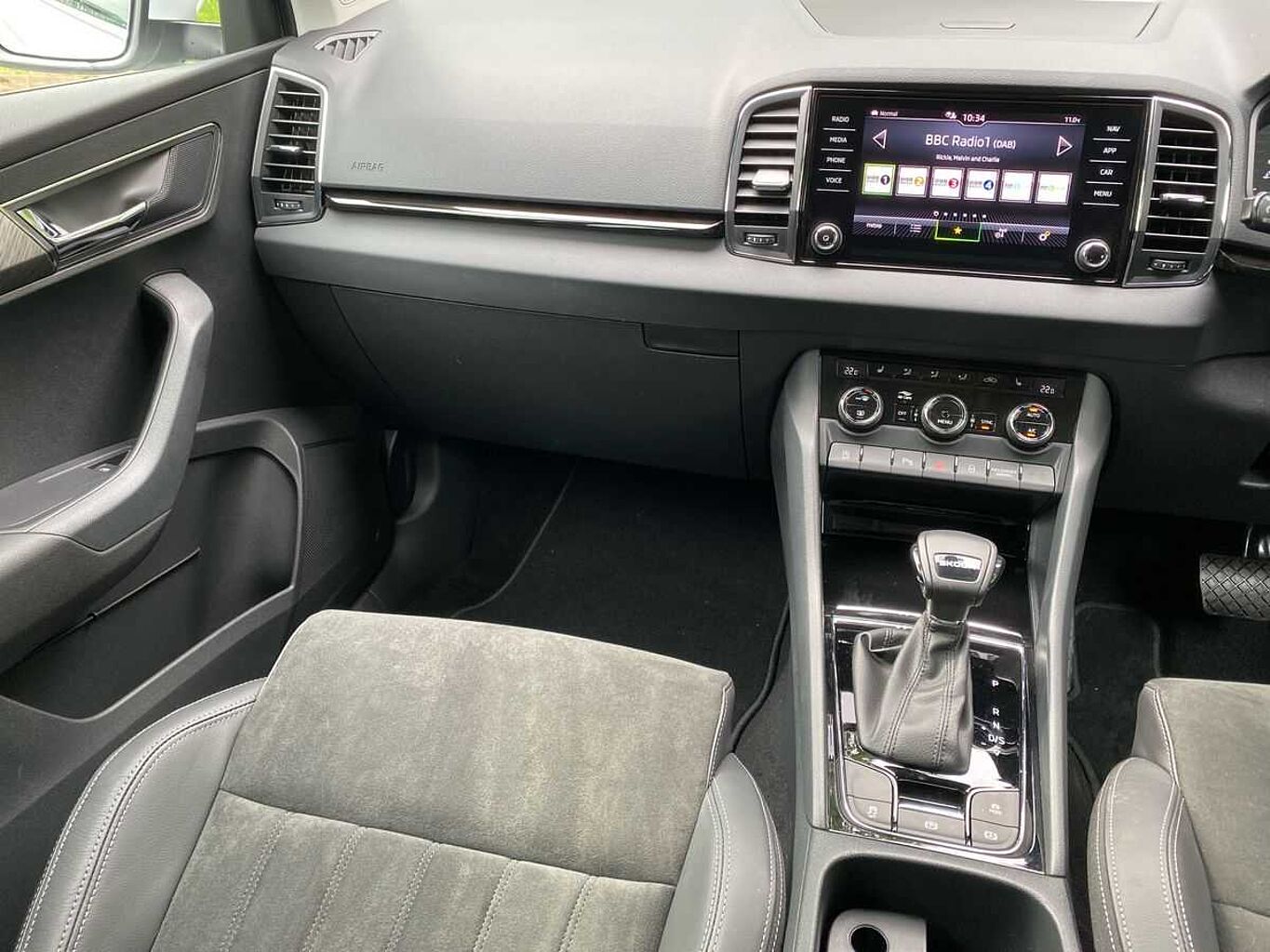 SKODA Karoq 1.5 TSI SE L 5Dr DSG