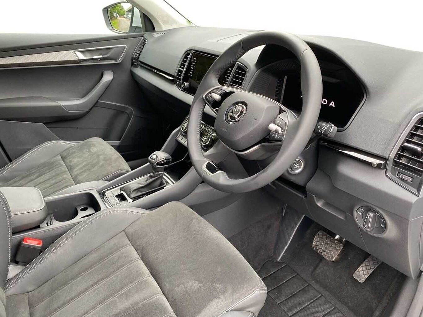 SKODA Karoq 1.5 TSI SE L 5Dr DSG