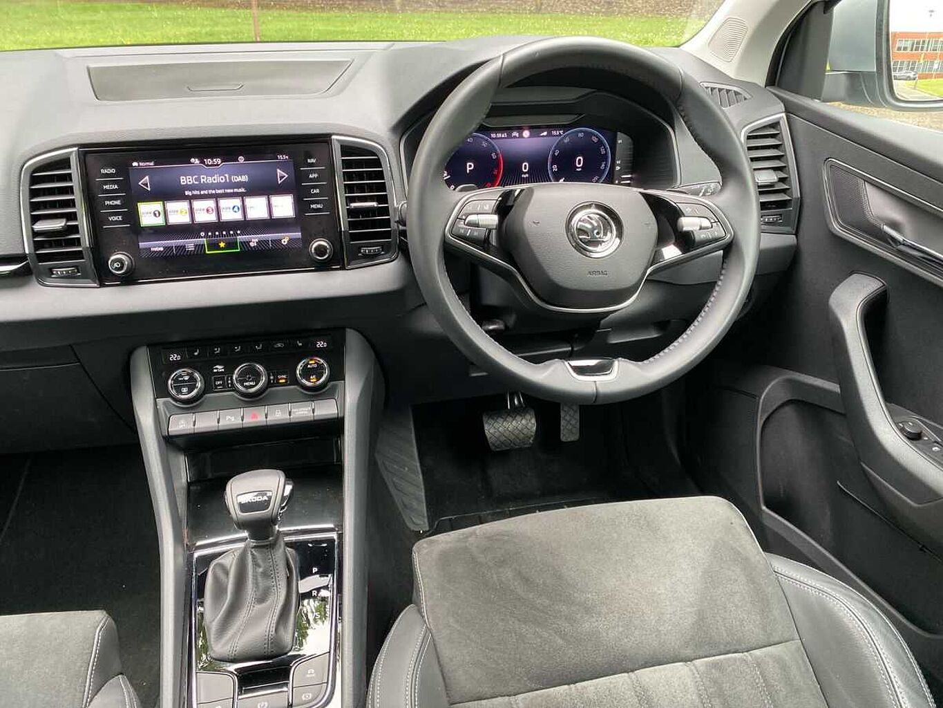 SKODA Karoq 1.5 TSI SE L 5Dr DSG