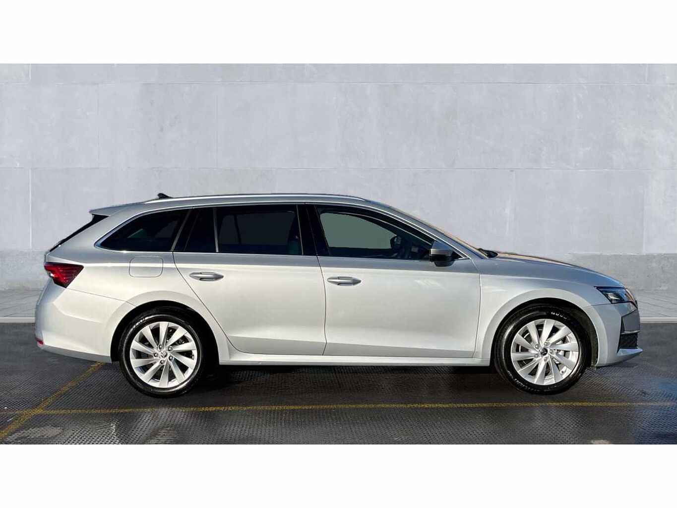 SKODA OCTAVIA Estate First Edition 1.5 TSI 150 PS 6G Man