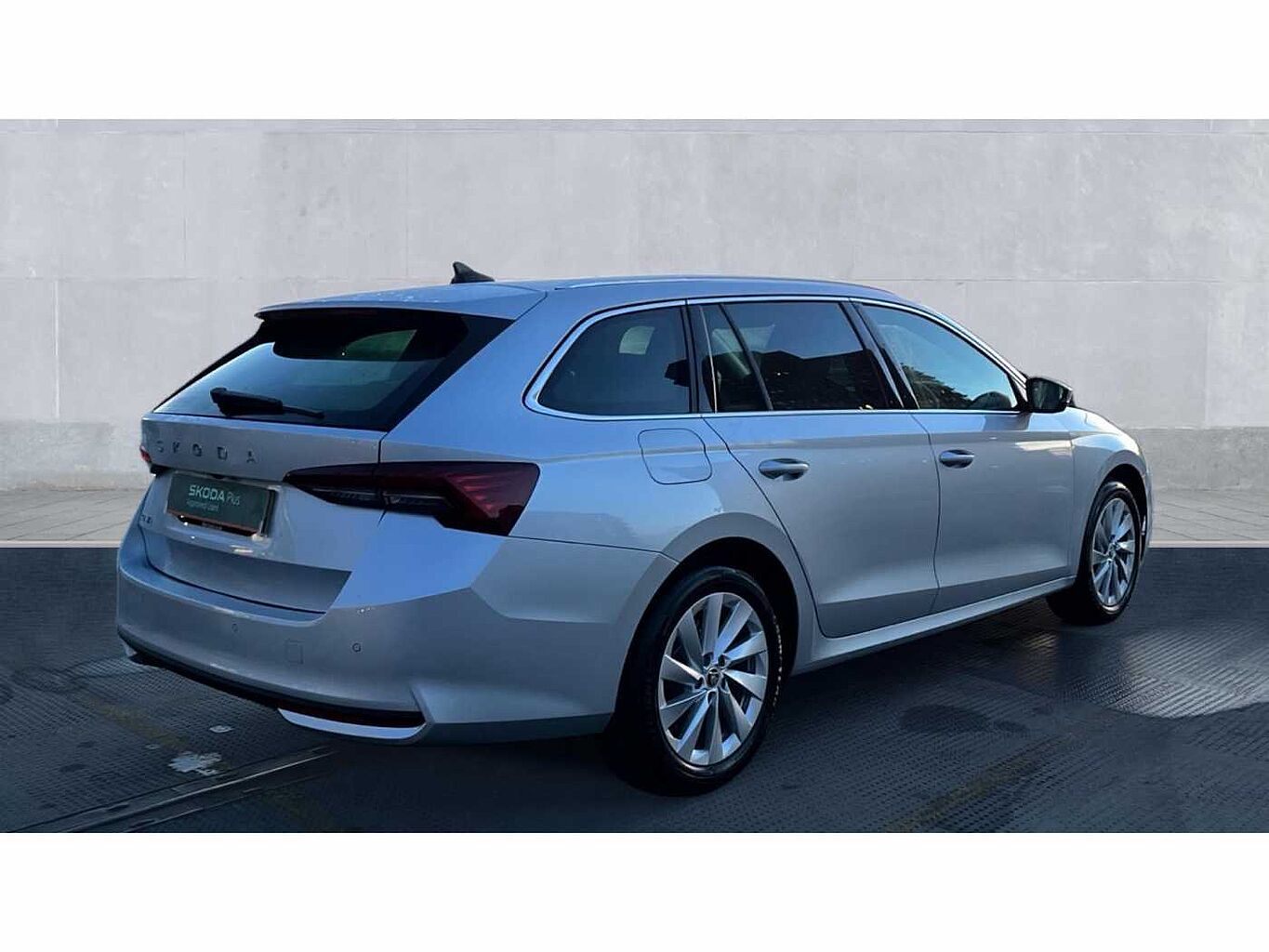 SKODA OCTAVIA Estate First Edition 1.5 TSI 150 PS 6G Man