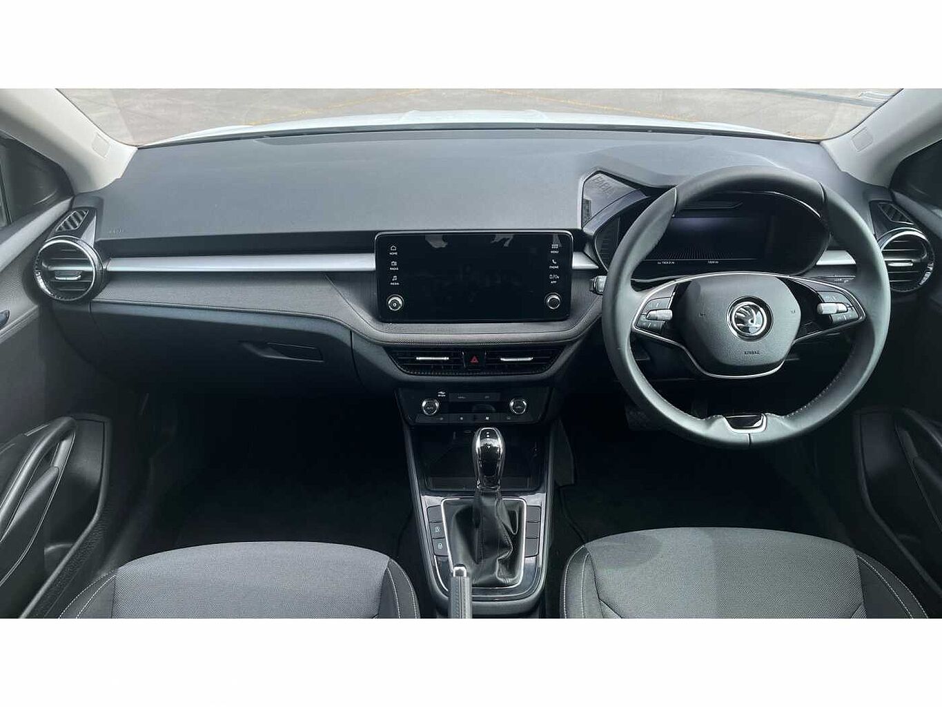 SKODA FABIA Hatch Design Edition 1.0 TSI 116 PS DSG