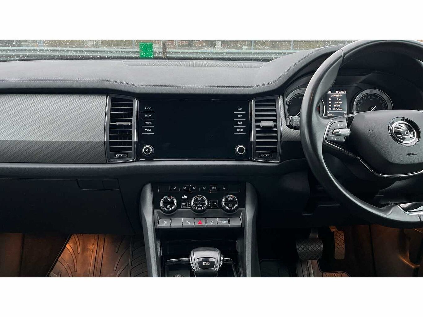 SKODA KODIAQ SE L (7 seats) 1.5 TSI 150 PS DSG