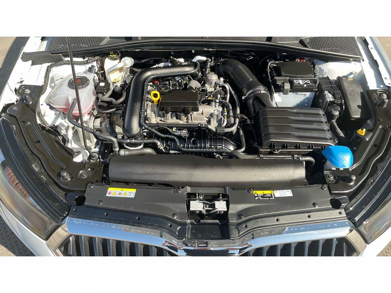 SKODA FABIA Hatch Design Edition 1.0 TSI 116 PS DSG