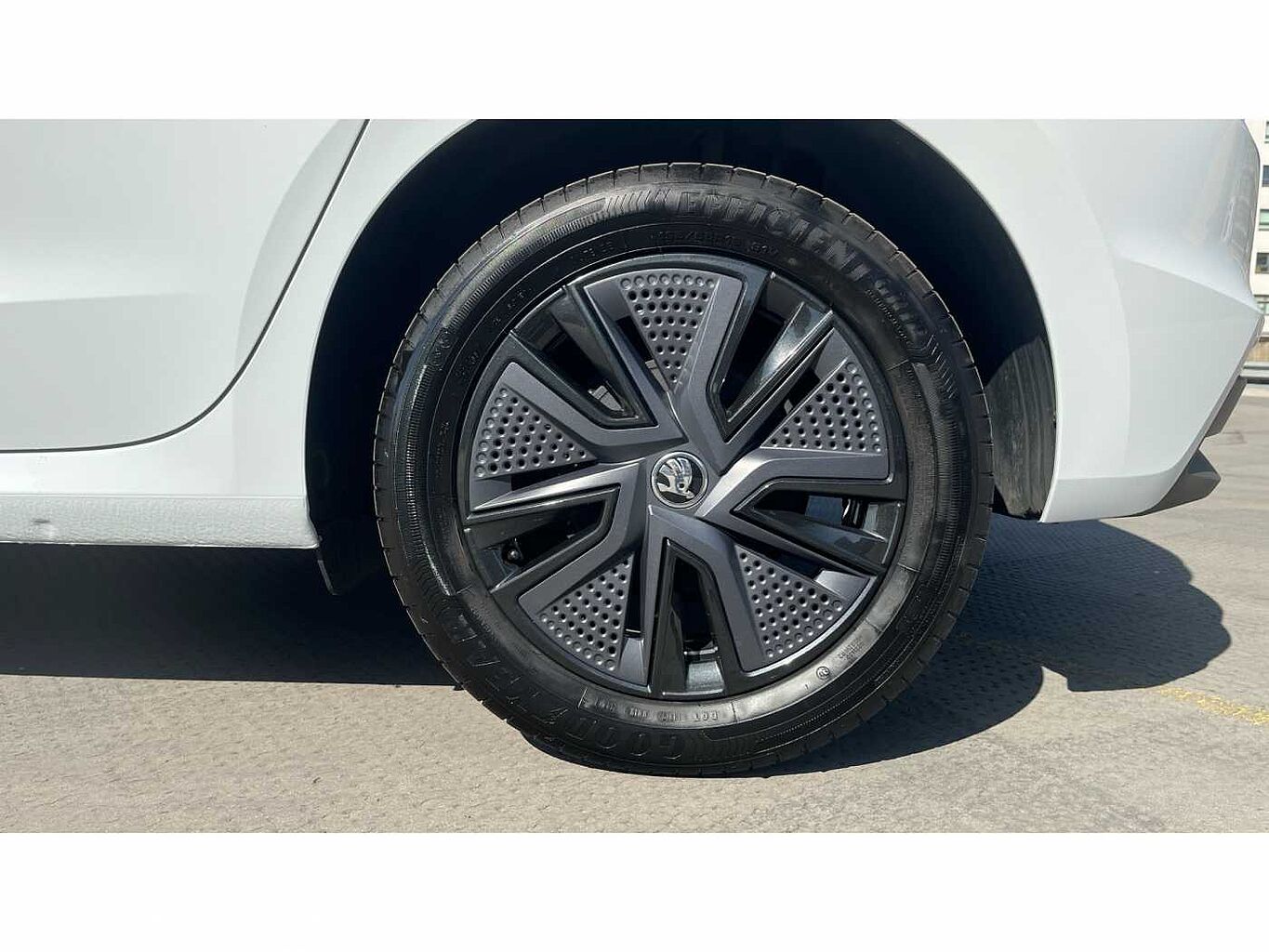 SKODA FABIA Hatch Design Edition 1.0 TSI 116 PS DSG