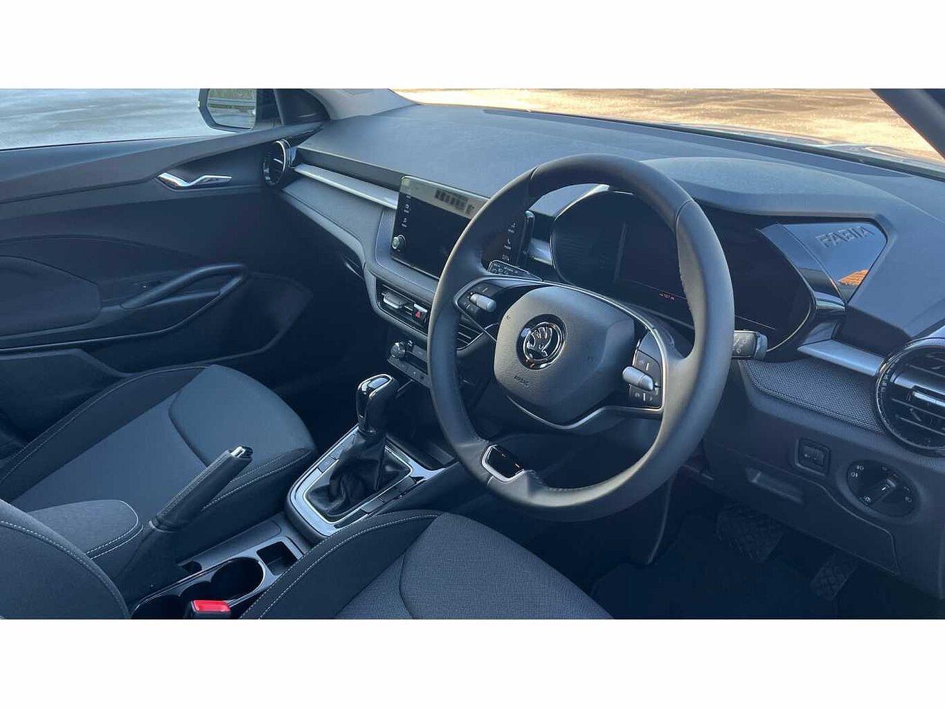 SKODA FABIA Hatch Design Edition 1.0 TSI 116 PS DSG