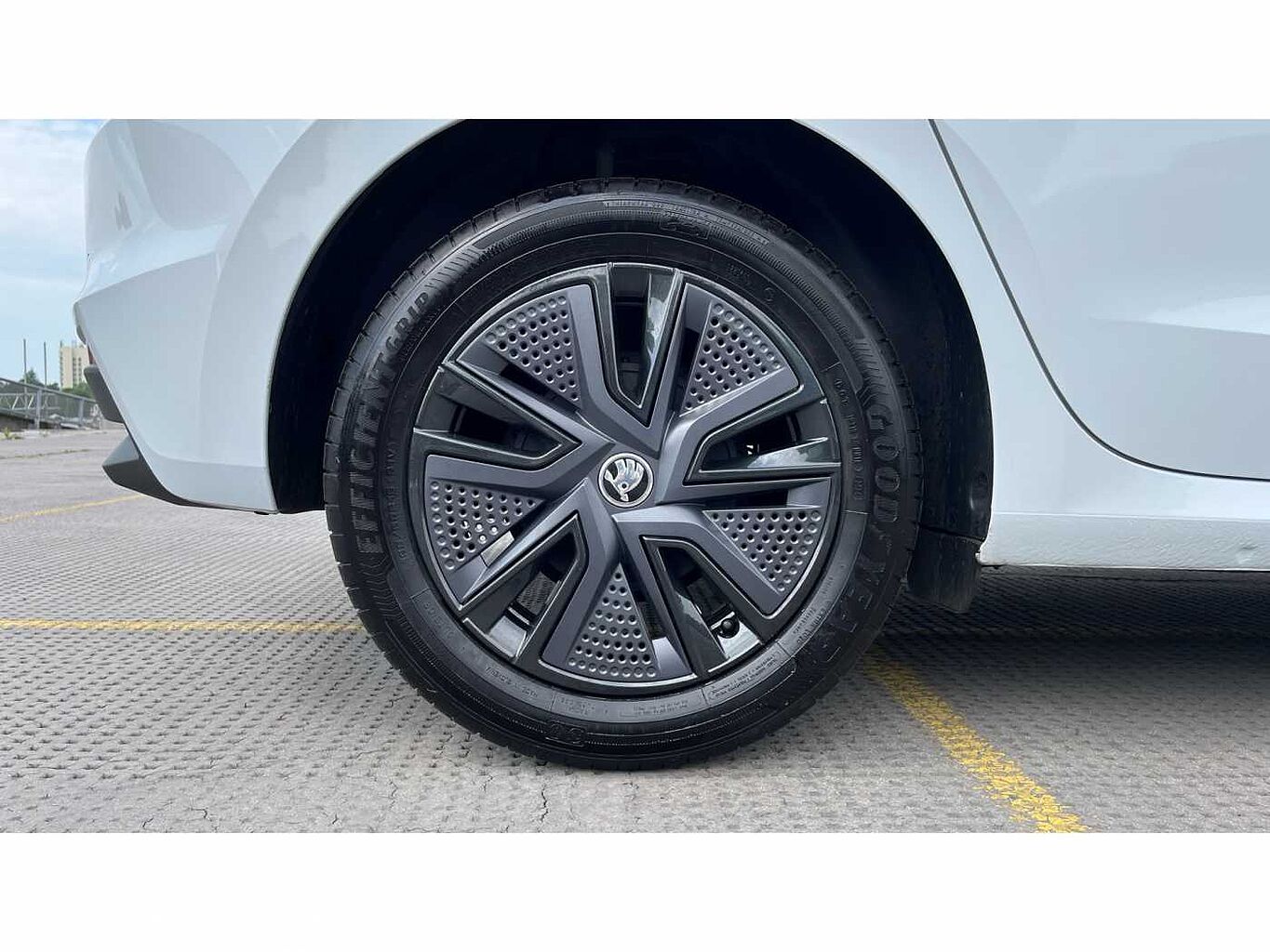 SKODA FABIA Hatch Design Edition 1.0 TSI 116 PS DSG