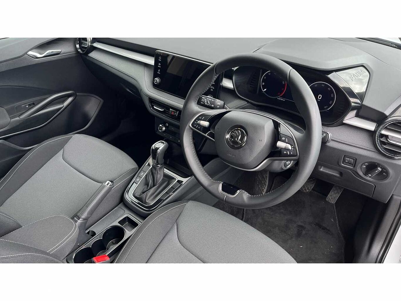 SKODA FABIA Hatch Design Edition 1.0 TSI 116 PS DSG