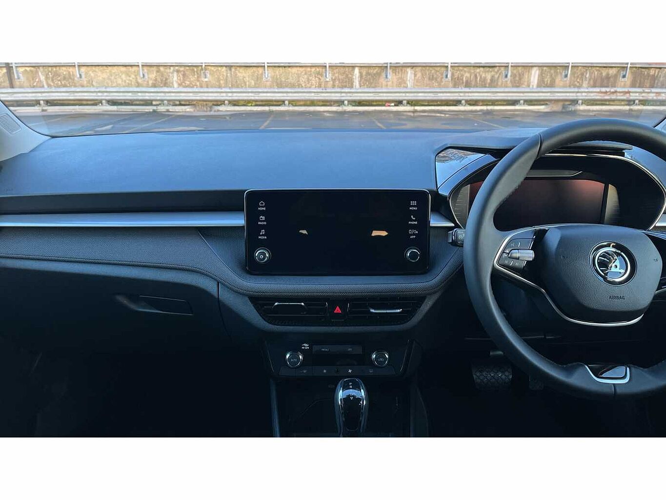 SKODA FABIA Hatch Design Edition 1.0 TSI 116 PS DSG