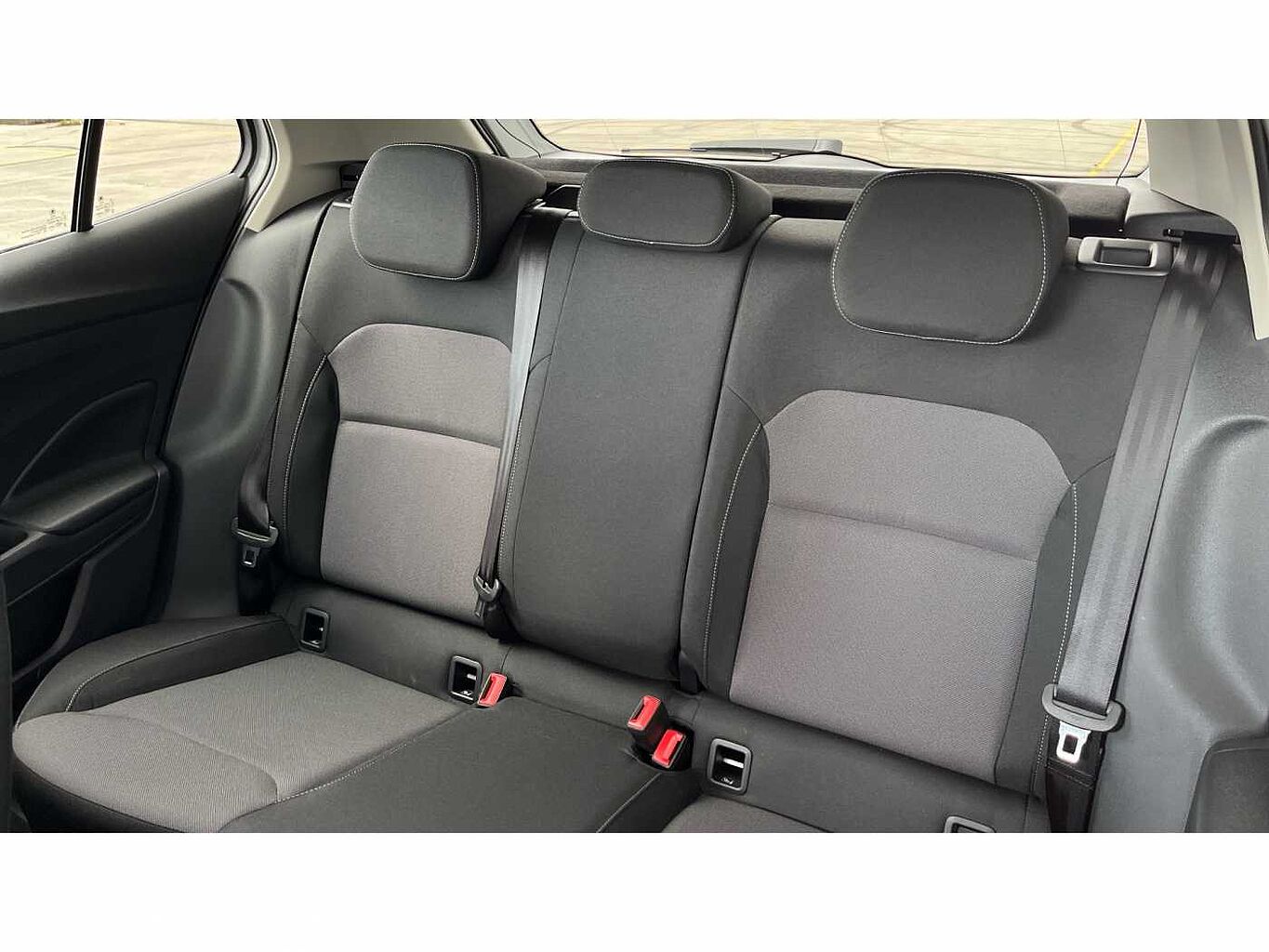 SKODA FABIA Hatch Design Edition 1.0 TSI 116 PS DSG