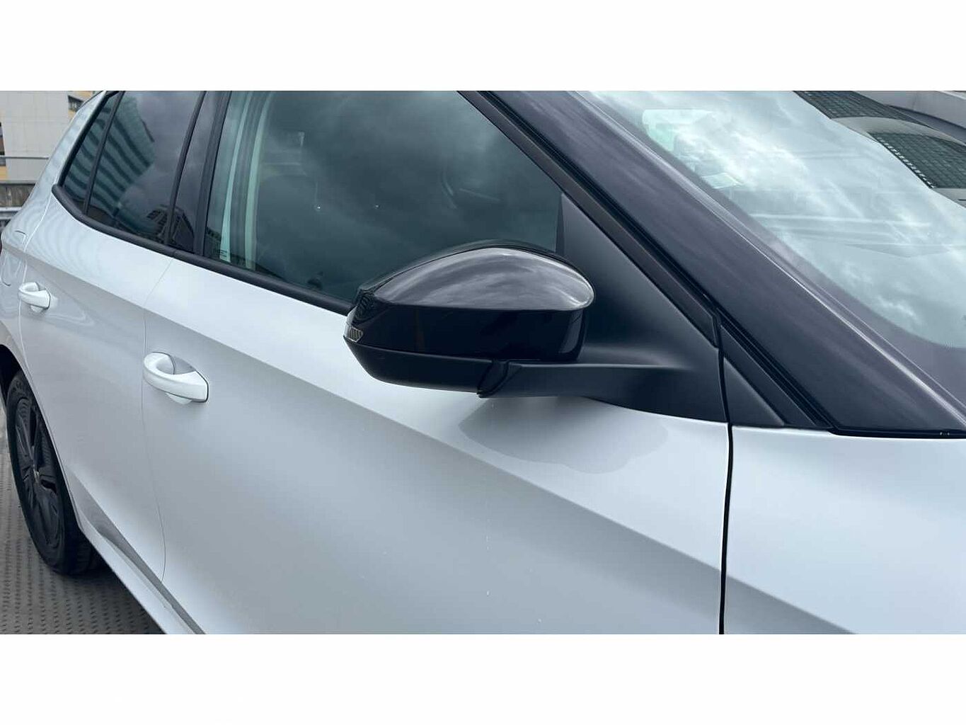 SKODA FABIA Hatch Design Edition 1.0 TSI 116 PS DSG