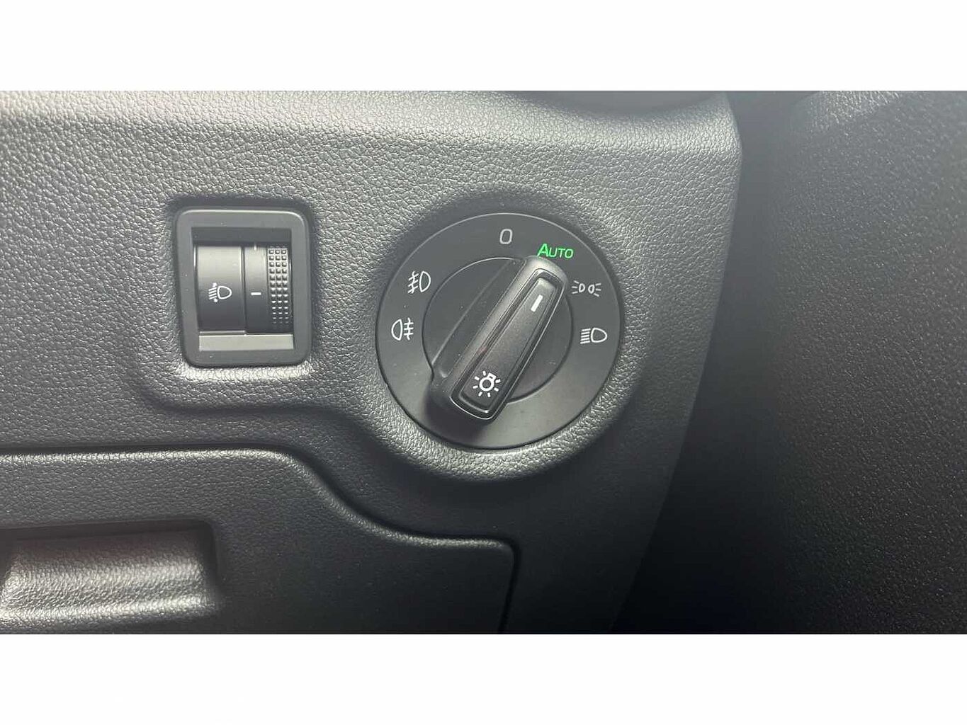 SKODA FABIA Hatch Design Edition 1.0 TSI 116 PS DSG