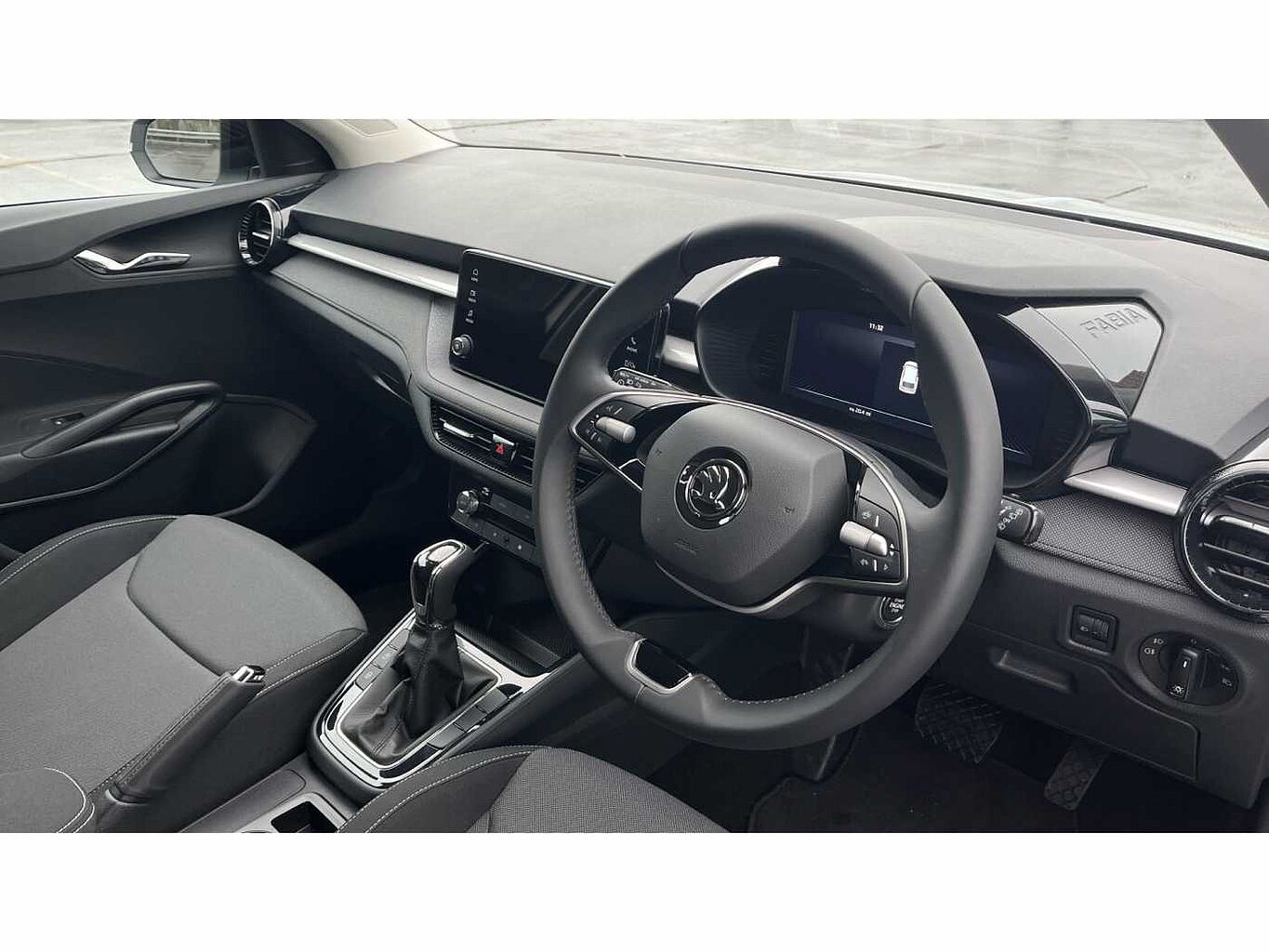 SKODA FABIA Hatch Design Edition 1.0 TSI 116 PS DSG