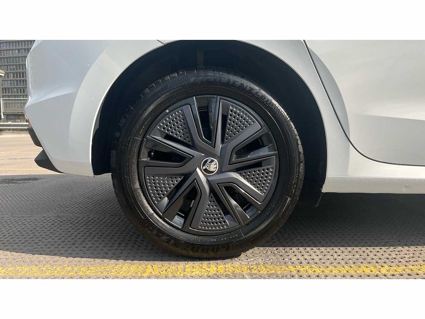 SKODA FABIA Hatch Design Edition 1.0 TSI 116 PS DSG