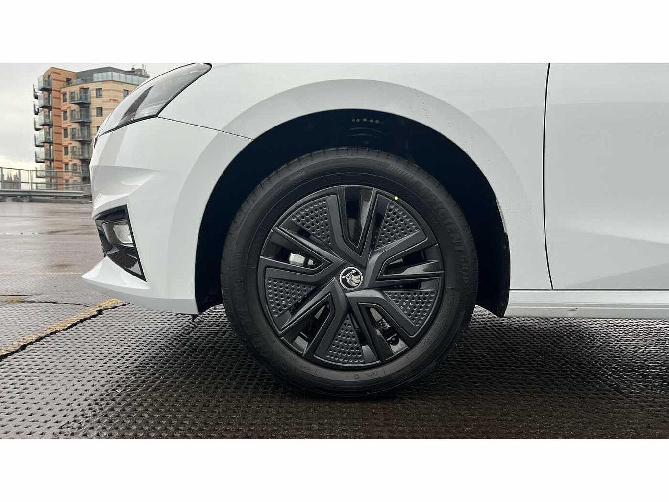 SKODA FABIA Hatch Design Edition 1.0 TSI 116 PS DSG