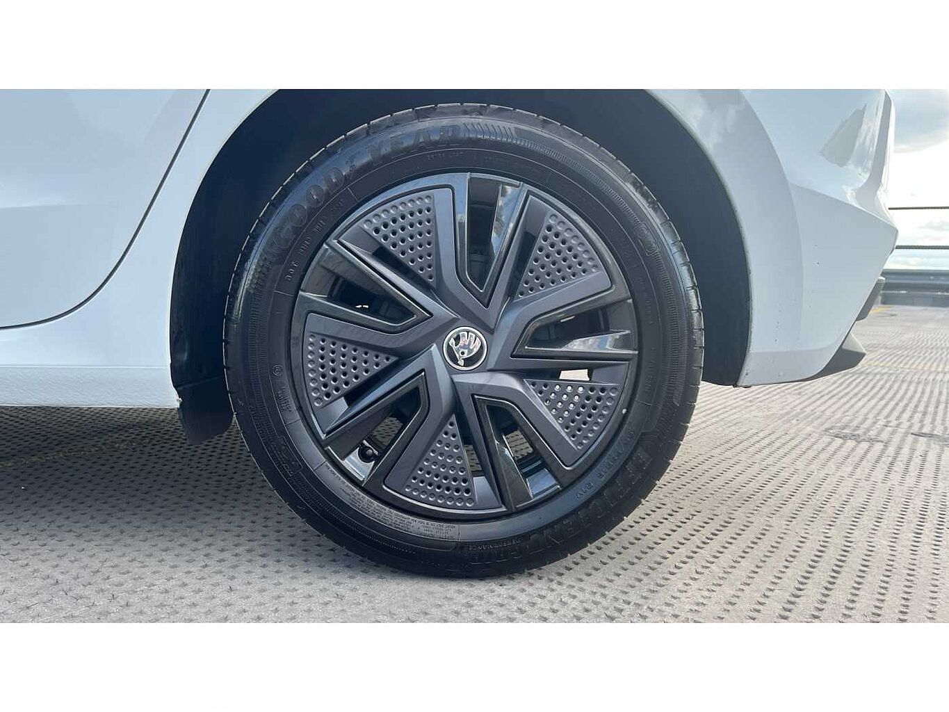 SKODA FABIA Hatch Design Edition 1.0 TSI 116 PS DSG