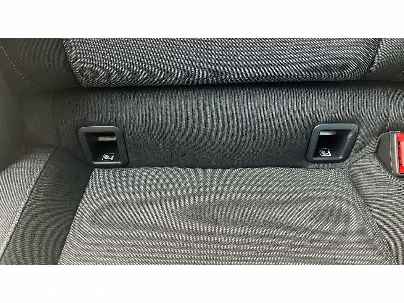 SKODA FABIA Hatch Design Edition 1.0 TSI 116 PS DSG