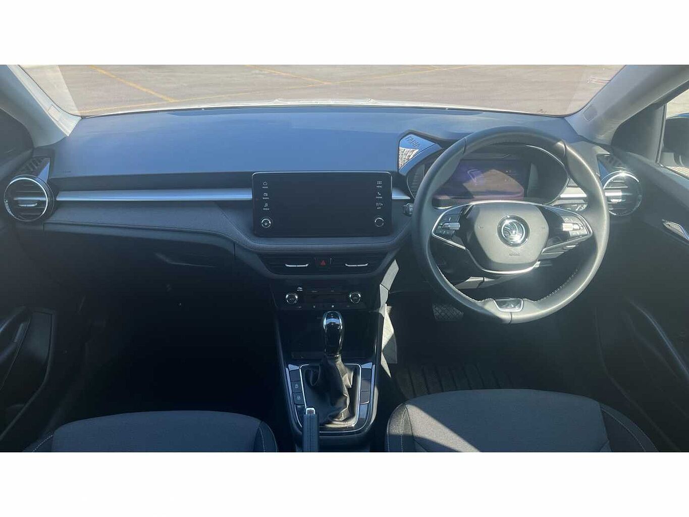 SKODA FABIA Hatch Design Edition 1.0 TSI 116 PS DSG