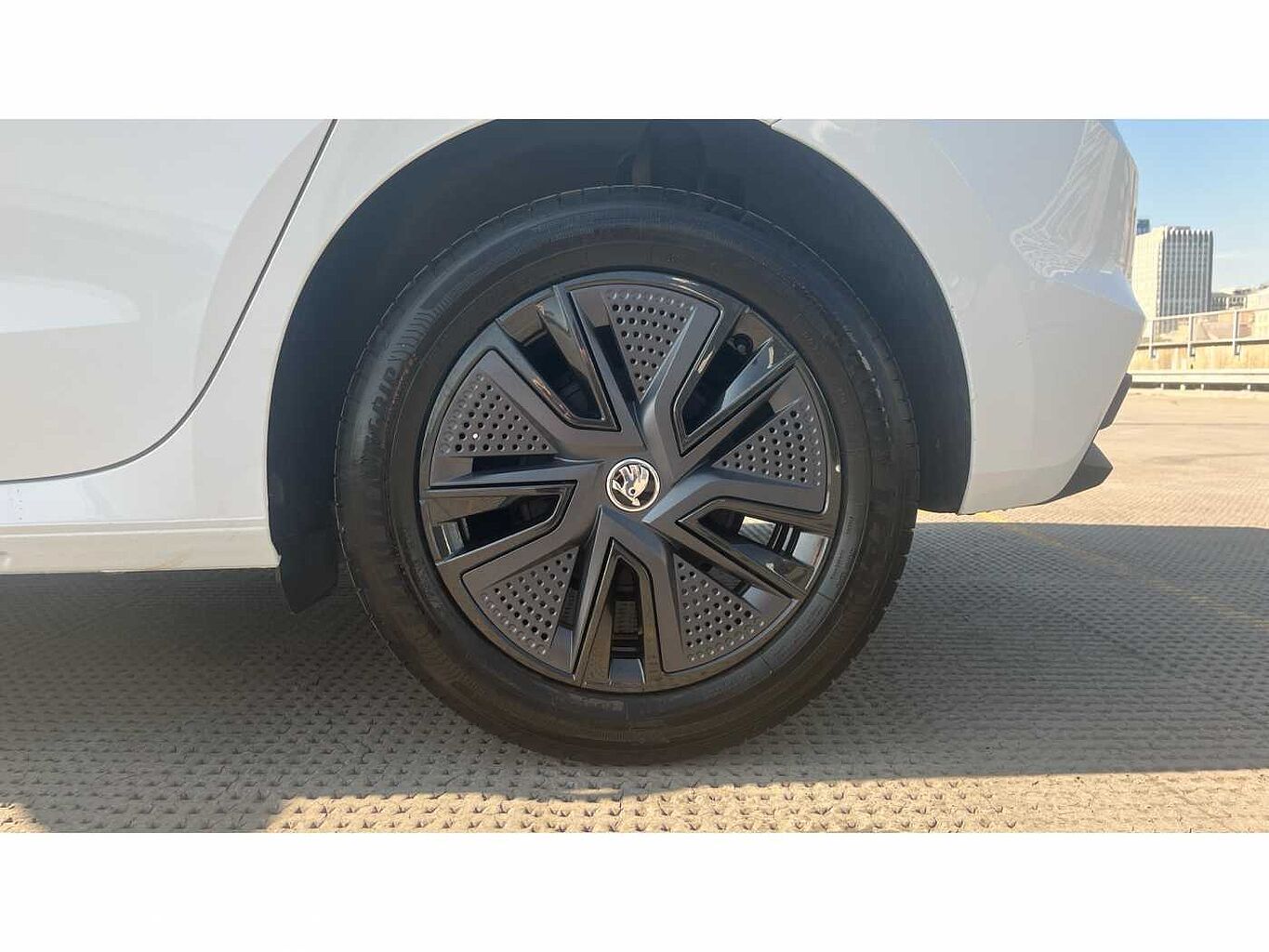 SKODA FABIA Hatch Design Edition 1.0 TSI 116 PS DSG
