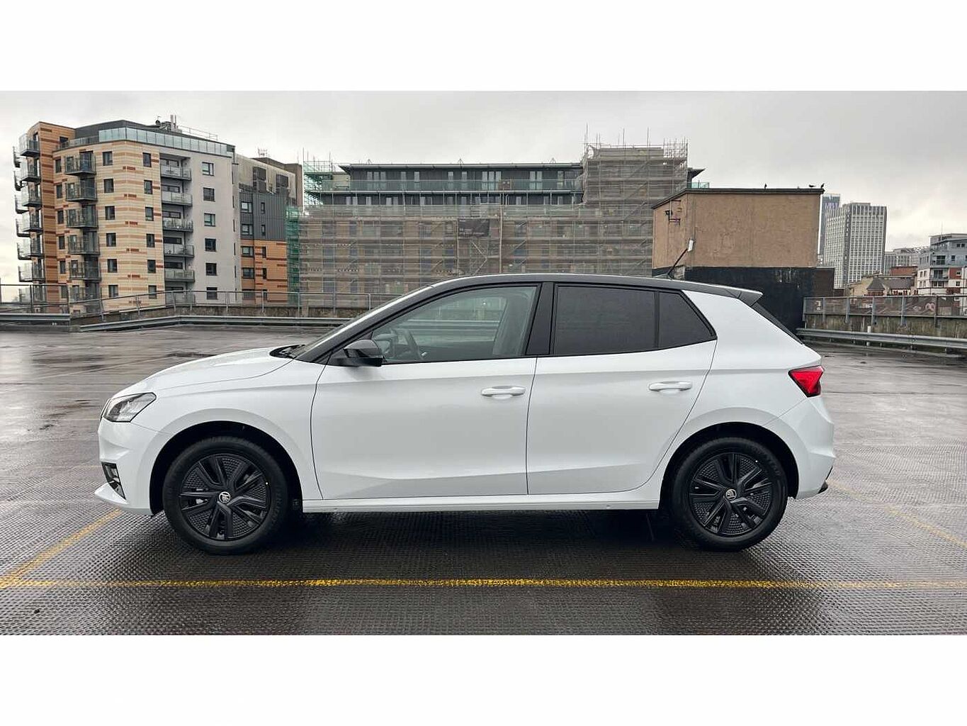 SKODA FABIA Hatch Design Edition 1.0 TSI 116 PS DSG