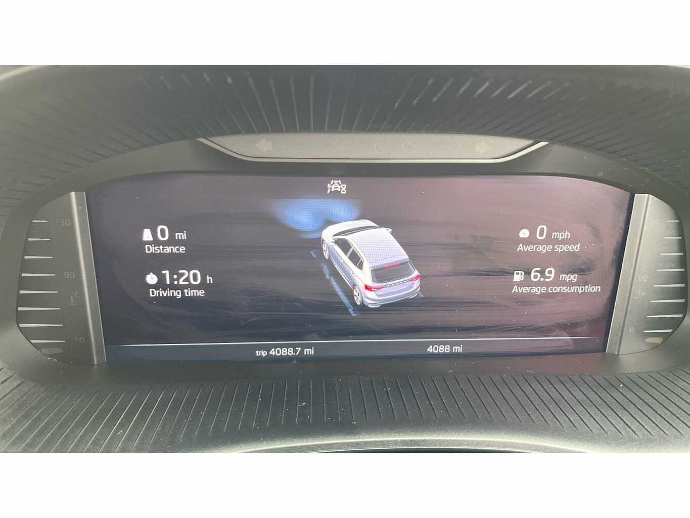 SKODA FABIA Hatch Design Edition 1.0 TSI 116 PS DSG