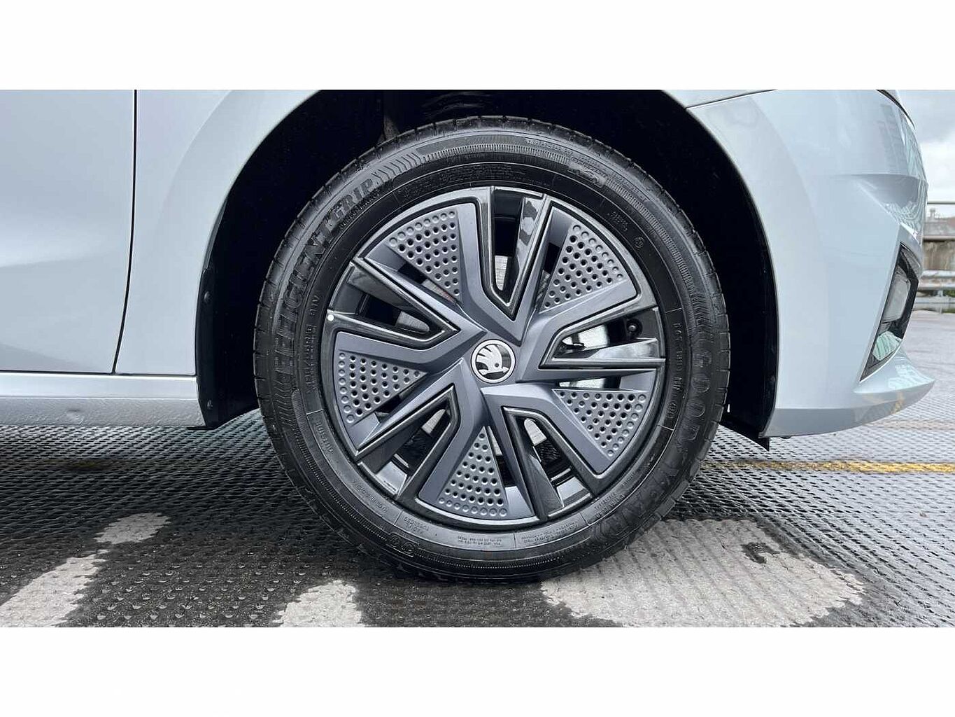 SKODA FABIA 1.0 TSI 116 Colour Edition 5dr DSG