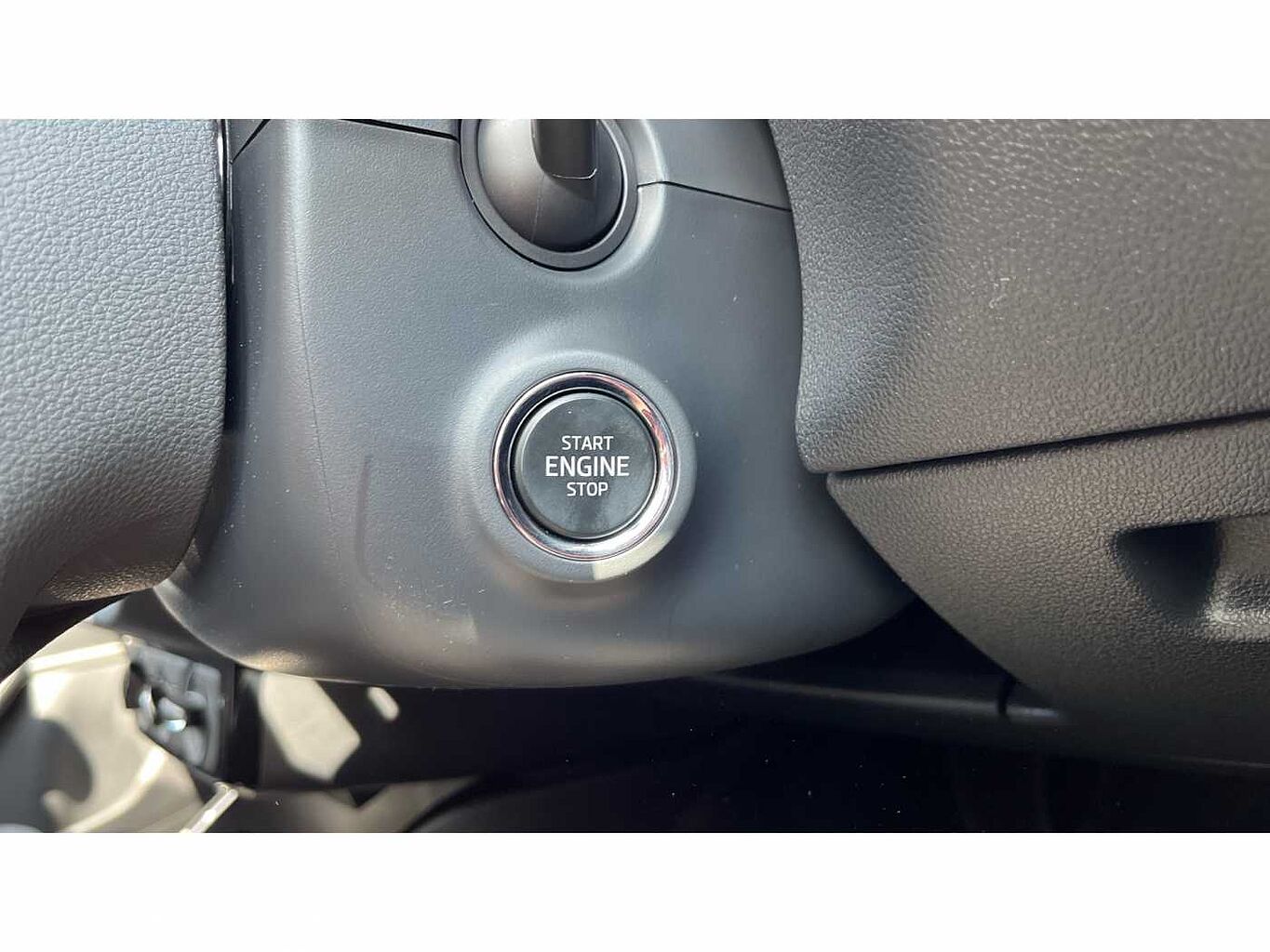 SKODA FABIA 1.0 MPI 80 Colour Edition 5dr
