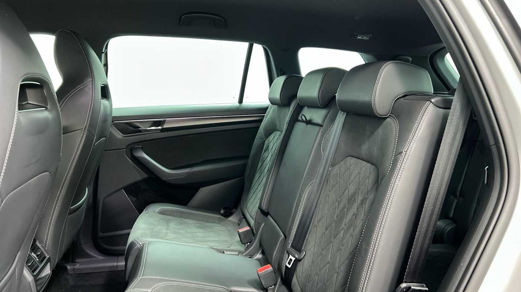 SKODA Kodiaq 2.0 TSI SportLine SUV 5dr Petrol DSG 4WD Euro 6 (s/s) (7 Seat) (190 ps)