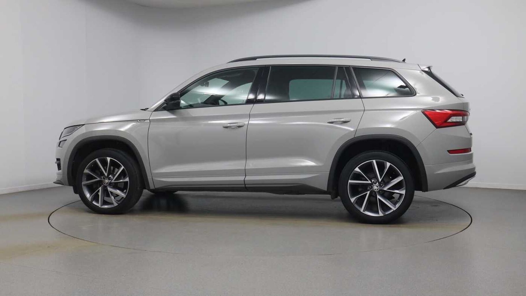 SKODA Kodiaq 2.0 TSI SportLine SUV 5dr Petrol DSG 4WD Euro 6 (s/s) (7 Seat) (190 ps)